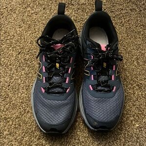 New Balance Women's Black and Pink Sneakers